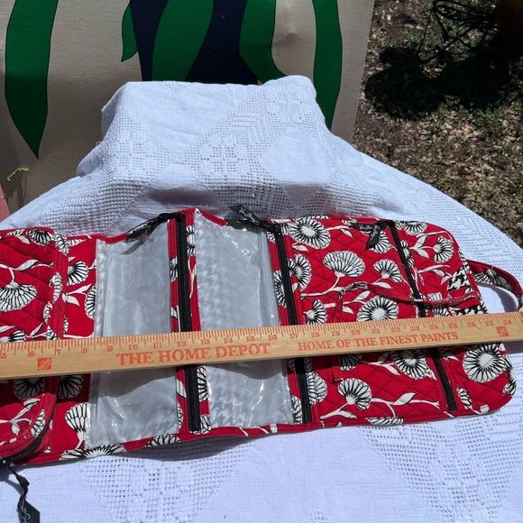 Vera Bradley travel case - Picture 7 of 10